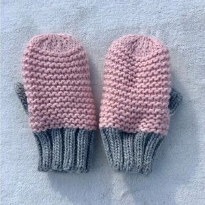 babyGap Mittens Baby/Toddler Gloves Crochet Pink Gray